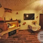 Tomic 2 Apartamento Makarska