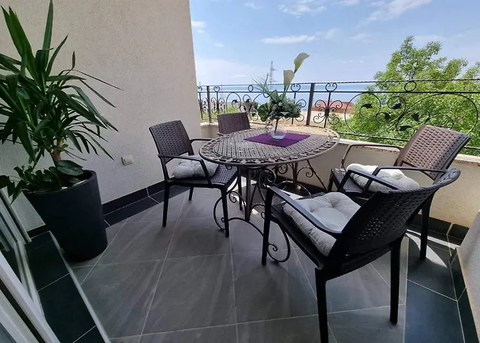 Tomic 2 Apartman Makarska