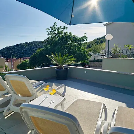Apartment Tomic 2
